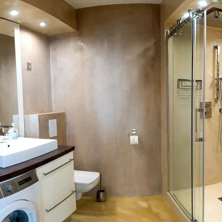 Dream Apartman 1 With Free Parking Gyor Exterior photo